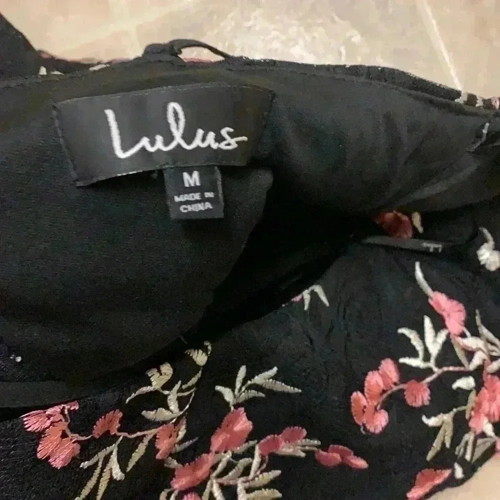 Lulus - Picture 5 of 5